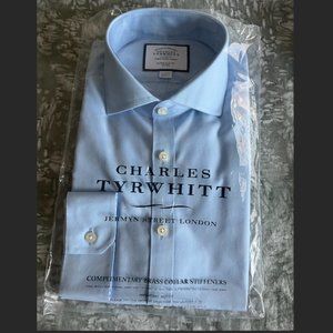 Charles Tyrwhitt Cutaway Collar Non-Iron Twill Shirt - Sky in Super Slim fit